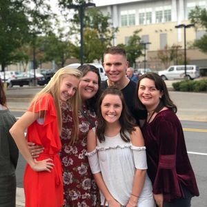 Meet your Posher, Anna